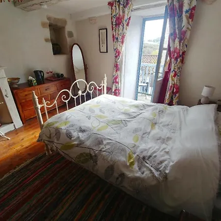 Bed & Breakfast Le Petit Coin De Charme 2*
