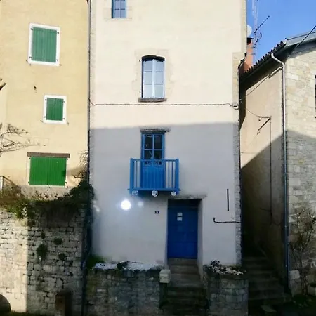 Le Petit Coin De Charme Bed & Breakfast 2*