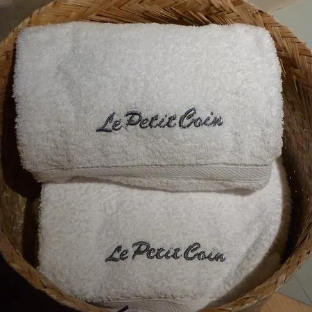 Bed and Breakfast Le Petit Coin De Charme Caylus